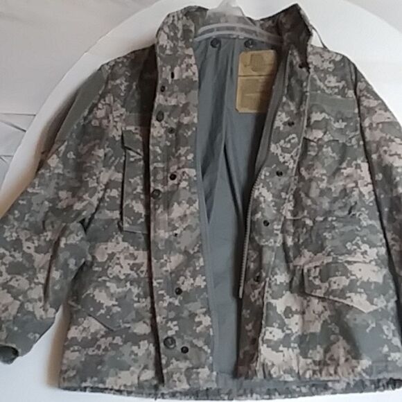 GI M-65 Field Jacket ACU Digital Camo Universal Pattern Fits Women's Large Well - Picture 3 of 12